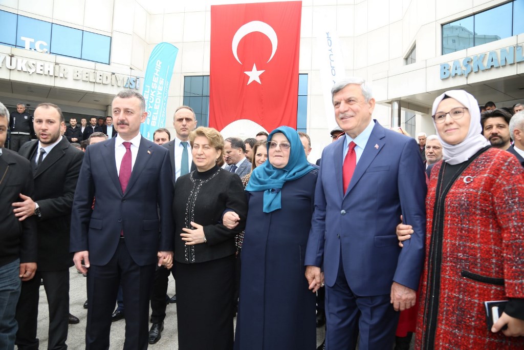 Kocaeli Büyükşehir Belediyesi’nde Tahir Büyükakın Dönemi - Güncel ...